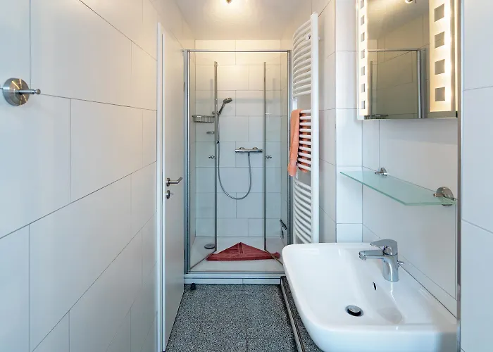 Avantgarde * Нойхарлингерзиль